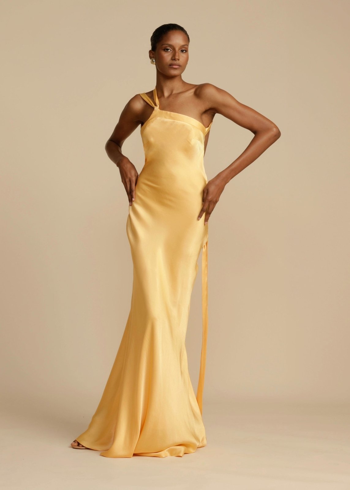 Sophia™ | Silke Maxi Kjole med Elegante Stropper