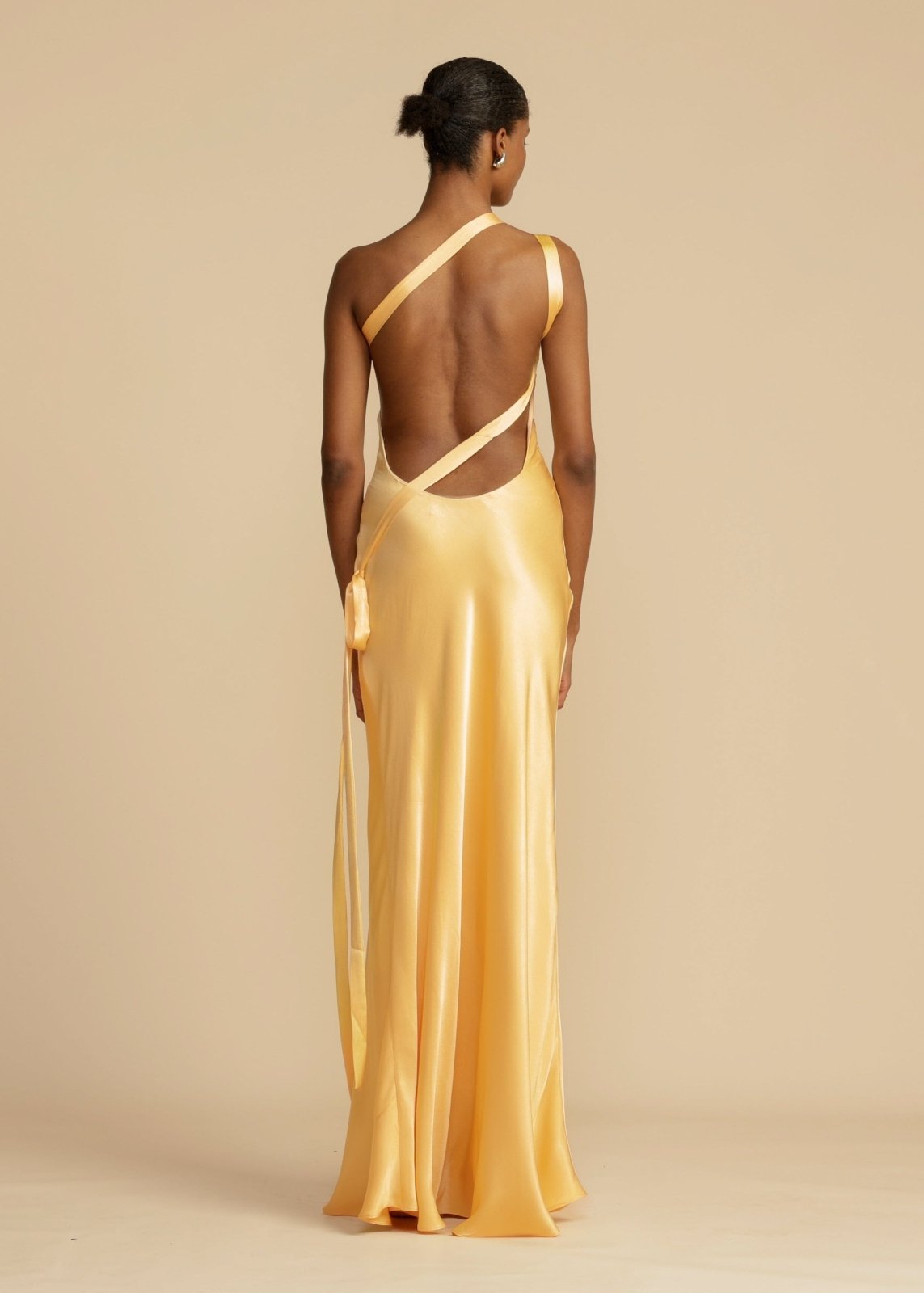 Sophia™ | Silke Maxi Kjole med Elegante Stropper